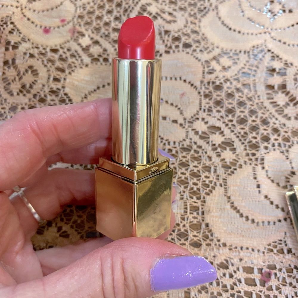 Estée Lauder lipstick opened not used